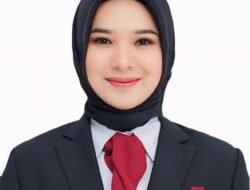 Yola Junita: Selamat Natal Untuk Umat Kristiani Semoga Semua Orang Senantiasa Disertai Kedamaian dan Penuh Cinta Kasih