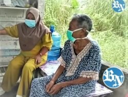 Nenek Endang, Terima Bantuan dari Pelita dan LKBH Belitung
