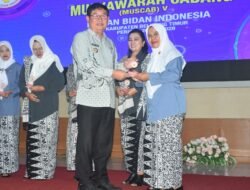Permintaan Bupati Beltim, Warga Pulau Harus Jadi Bidan