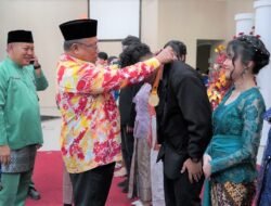 Puji Keberhasilan Siswa SMA Negeri 1 Manggar, Wabup Beltim: Mereka Berhasil Itu Karena Kompak