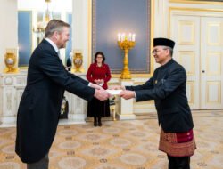 L Amrih Jinangkung Serahkan Kredensial kepada Willem-Alexander di Istana Noordeinde
