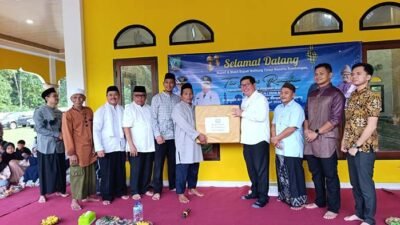 Safari Ramadhan 2026 di Renggiang, Bupati Beltim Salurkan Bantuan ke Masjid Al Abror