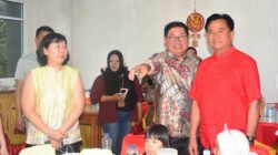 Imlek 2026 di Beltim: Menko Imipas Yusril Ihza Mahendra Silaturahmi ke Kediaman Bupati Kamarudin Muten