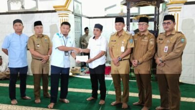 Safari Ramadan Pemkab Belitung di Suak Gual, PLN Salurkan 50 Paket Berkah untuk Yatim dan Dhuafa