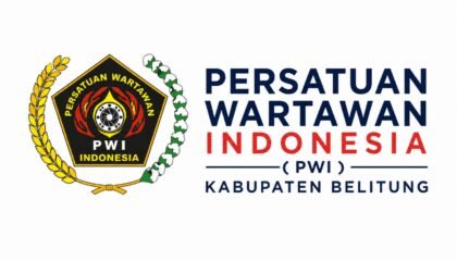Panitia Konferkab III PWI Belitung melakukan persiapan acara di Hotel Grand Tropical Village Tanjungpandan